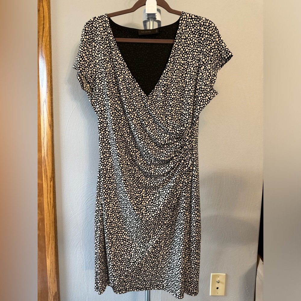 UVGC The Limited Short Sleeve Surplice Jersey Faux Wrap Dress, Size L